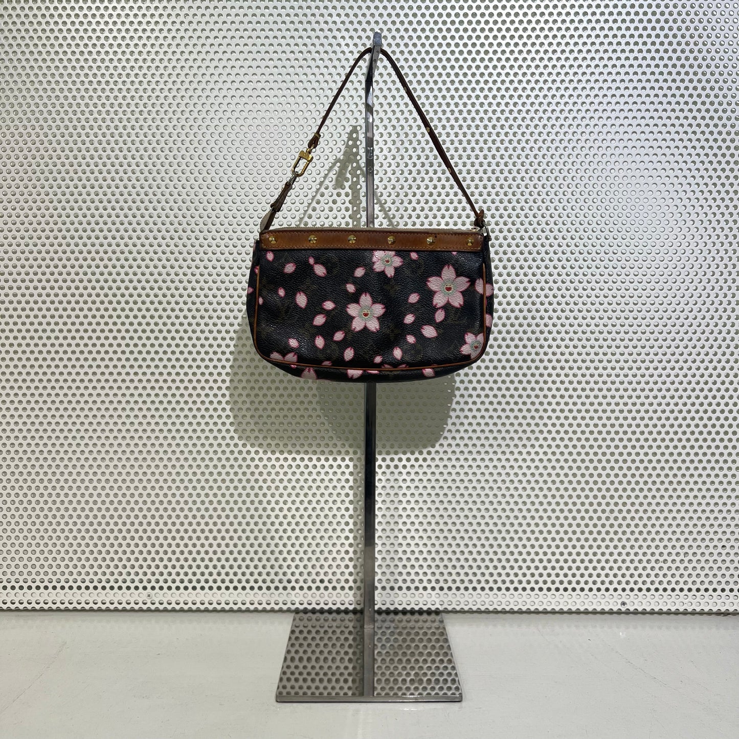 Louis Vuitton X Murakami pochette bag