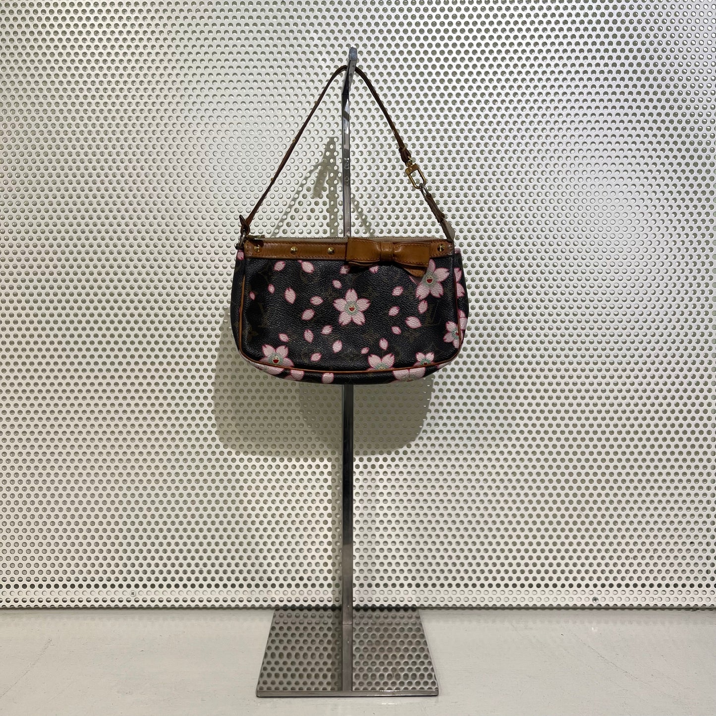 Louis Vuitton X Murakami pochette bag