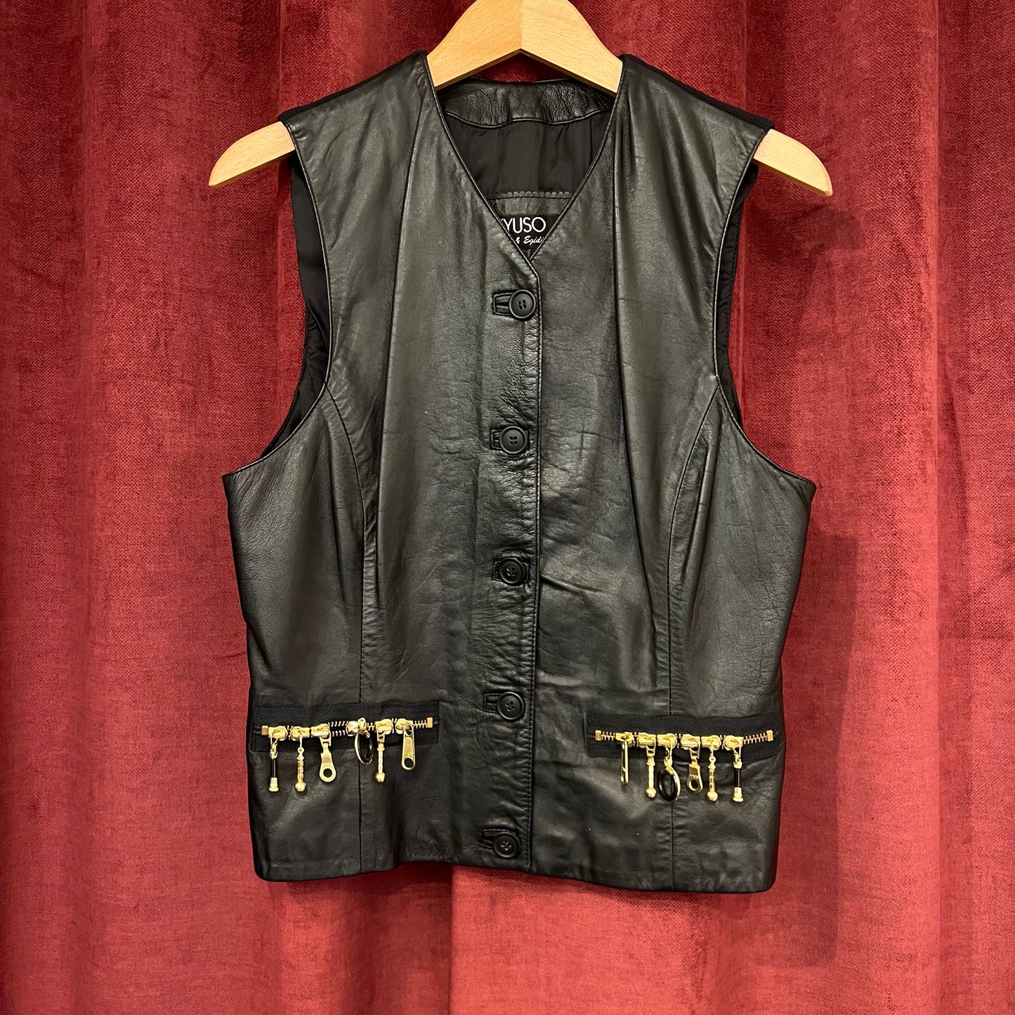 Kyuso leather gilet